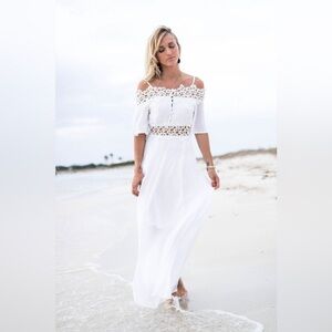 🕧 Jowell | White Gauzy Off-Shoulder Maxi Dress with Lace Detail | S/M